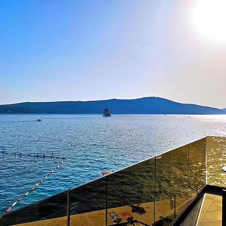 Seafront Apartments Tivat Eksteriør bilde