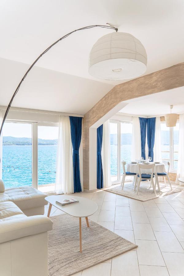 Seafront Apartments Tivat Eksteriør bilde