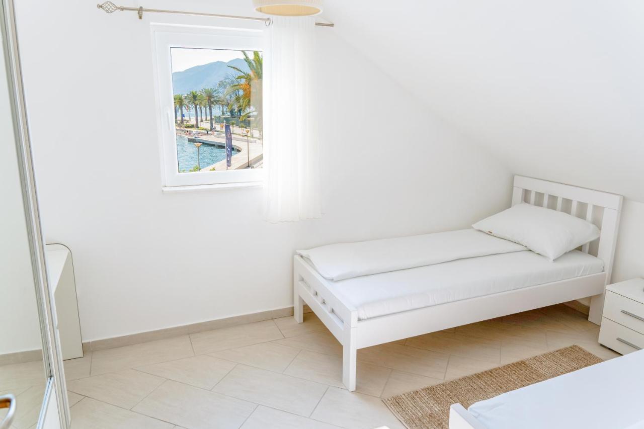 Seafront Apartments Tivat Eksteriør bilde