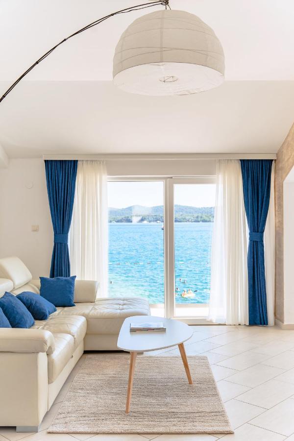 Seafront Apartments Tivat Eksteriør bilde
