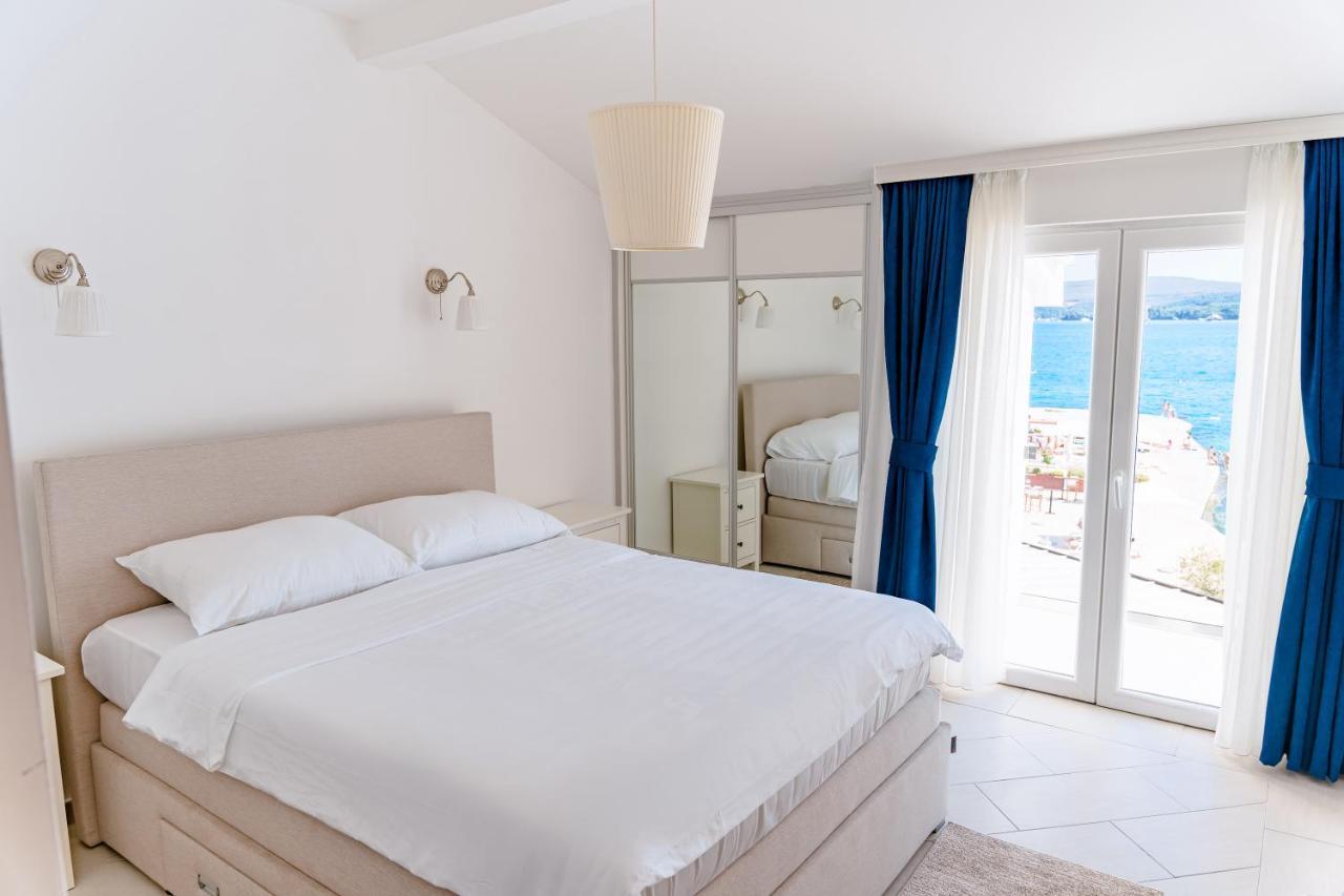 Seafront Apartments Tivat Eksteriør bilde